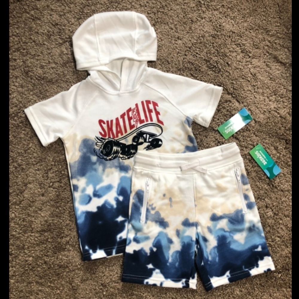 NWT Boys Skateboard Shorts Set, Hooded Top, Sz 5